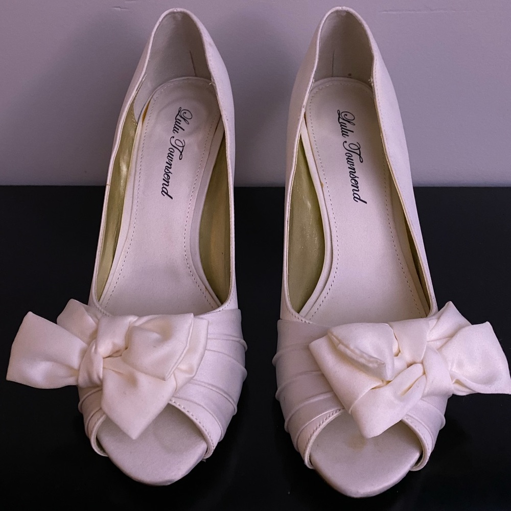 Size 7.5 peep toe high heels